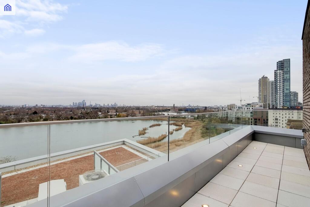 Main image of property: Sandpiper Building, London N4