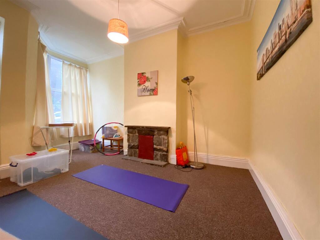 House in Sheffield - View 3