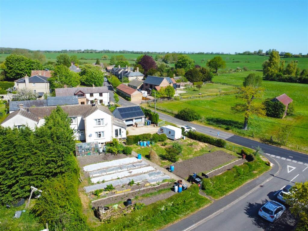 Main image of property: Oaklands Avenue, Wistow