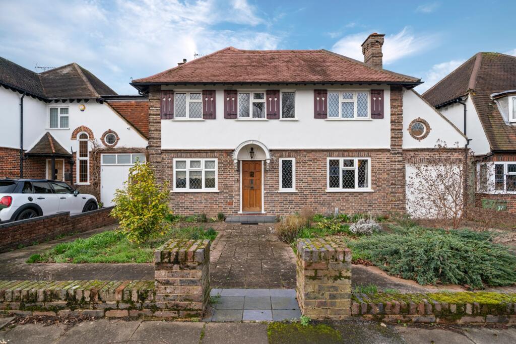 Claygate Lane, Esher, KT10 image 4