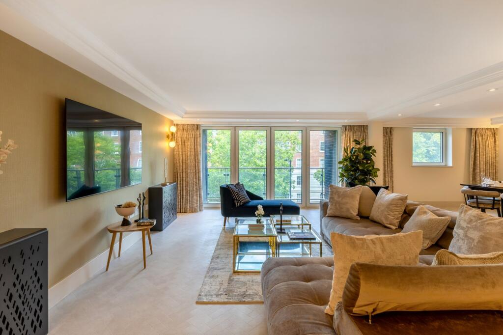 Main image of property: Park Road, London