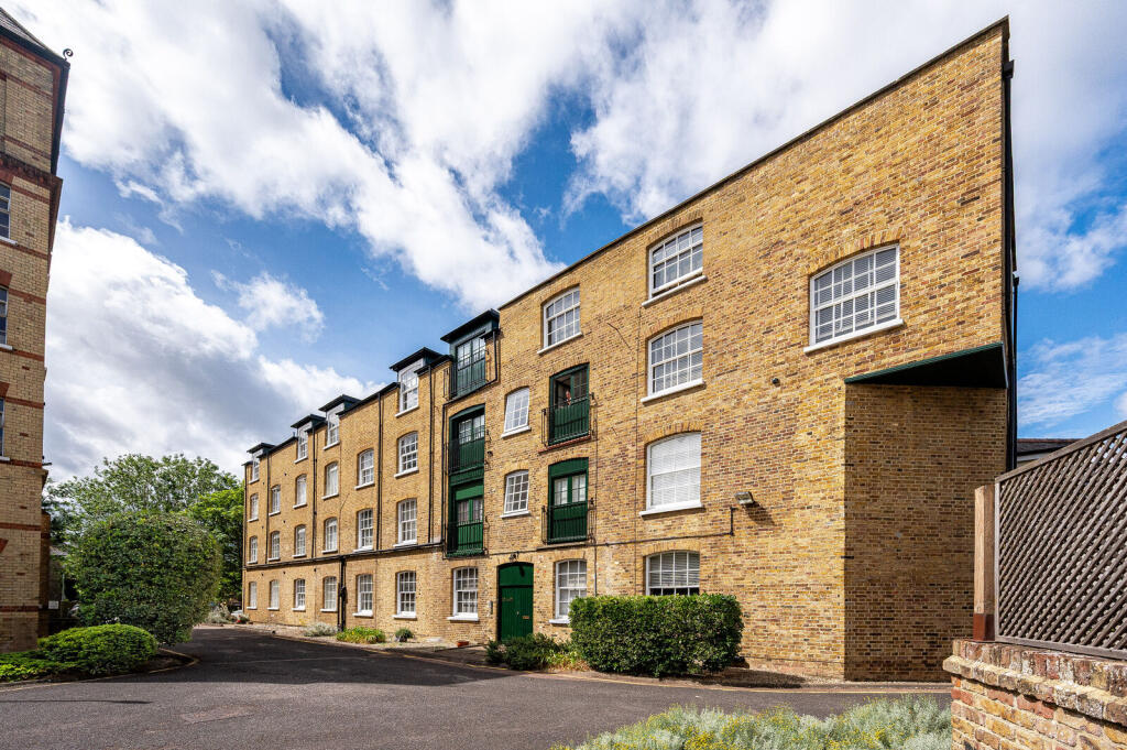 Main image of property: Park Road, Bromley, BR1