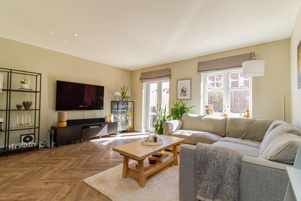 House in Guildford - View 2