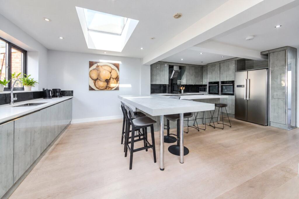 House in Borehamwood, Elstree and Borehamwood - View 3