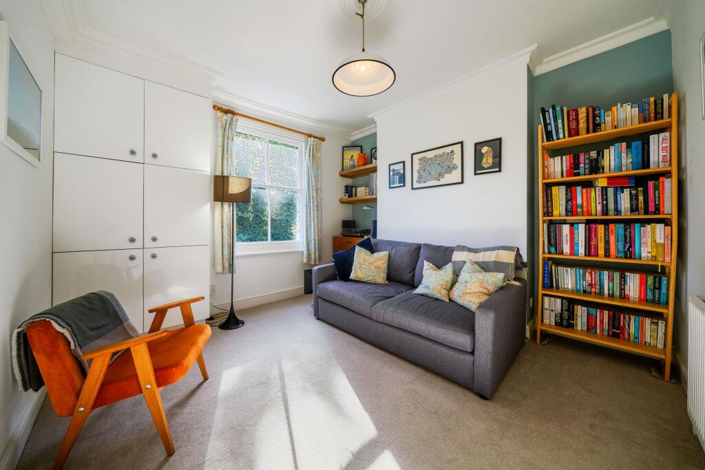 Apartment in London, Crouch Hall Court, Finsbury Park - More