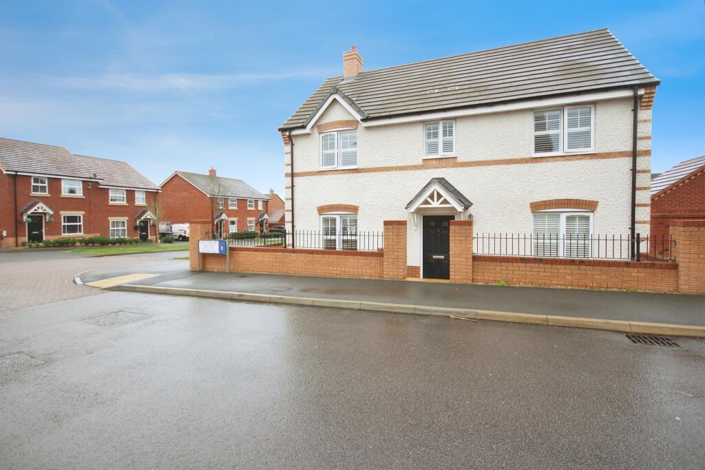 Main image of property: Felthouse Drive, Bishops Tachbrook, Leamington Spa