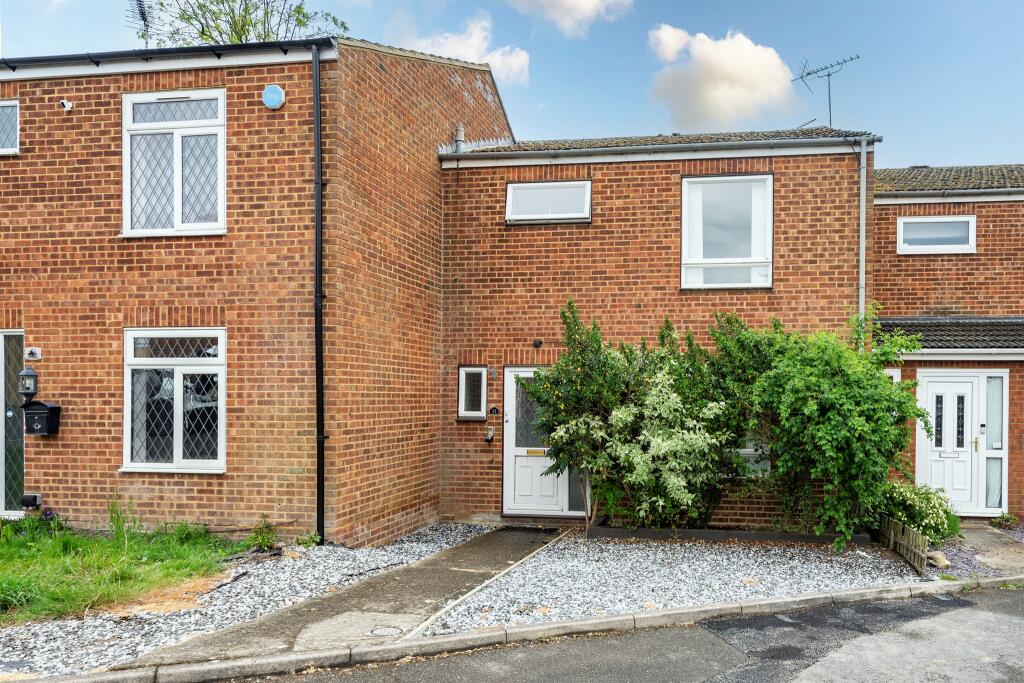 Main image of property: Elizabeth Drive, Tring