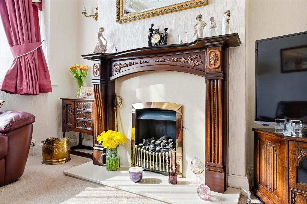 House in London - View 3