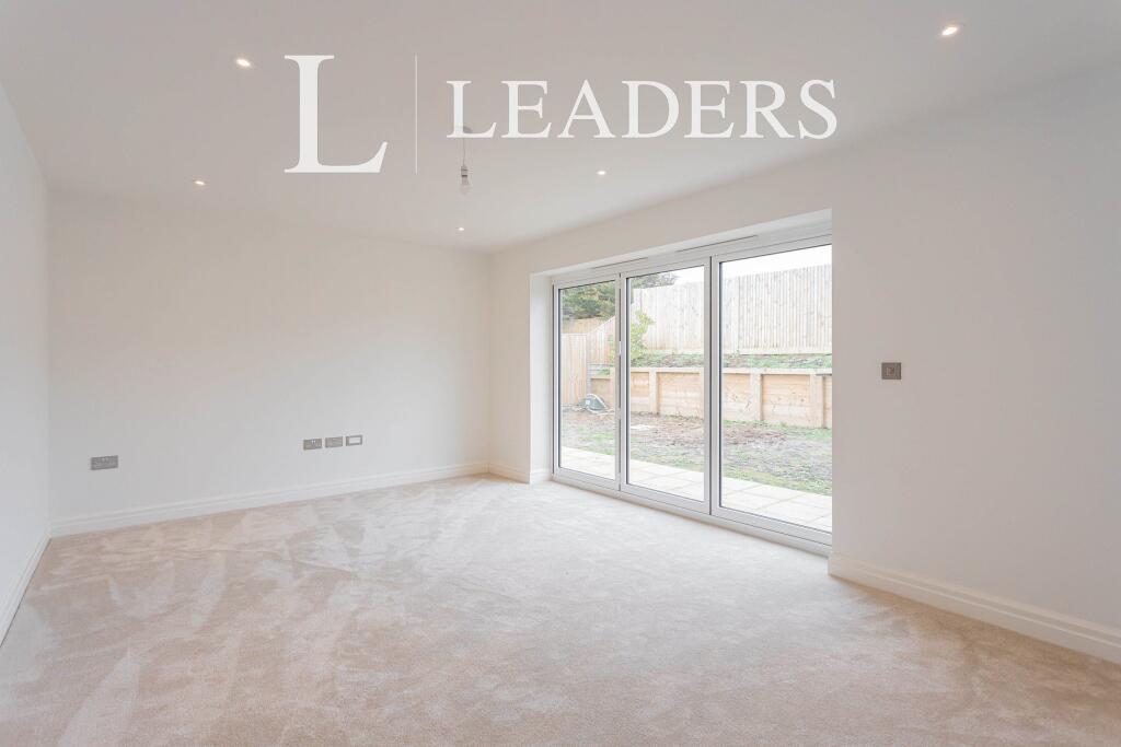 House in Wealden, Fletching - View 2