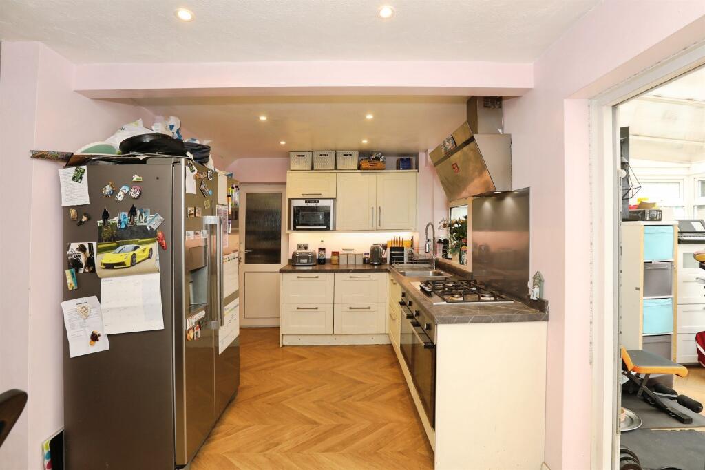 House in East Grinstead, Ashurst Wood - View 4