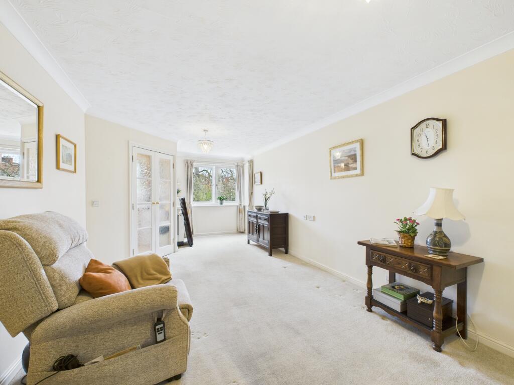 Apartment in Derby, West End, Little Chester - View 2
