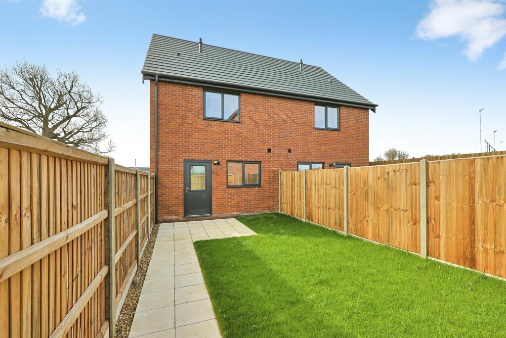 David Capp Road, Brundall, Norwich photo 2
