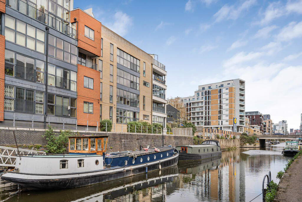 Main image of property: St. Annes Street, London, E14