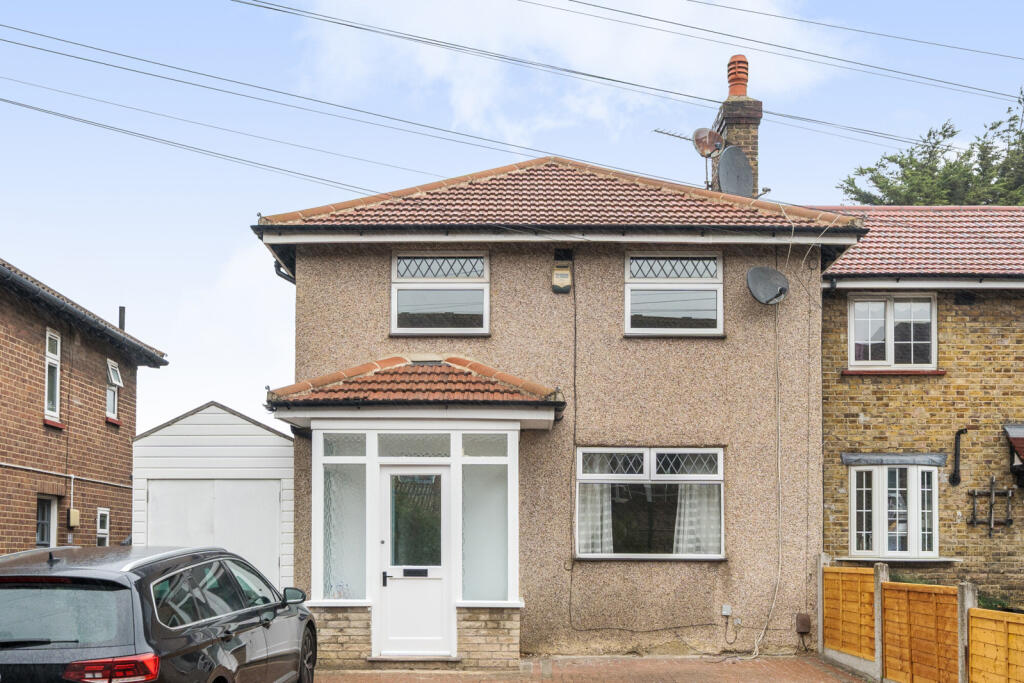 Main image of property: Ealdham Square, London