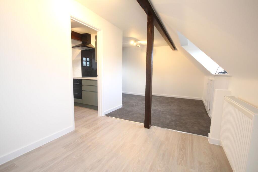 Apartment in Letchworth Garden City, Jubilee Industrial Centre - View 4