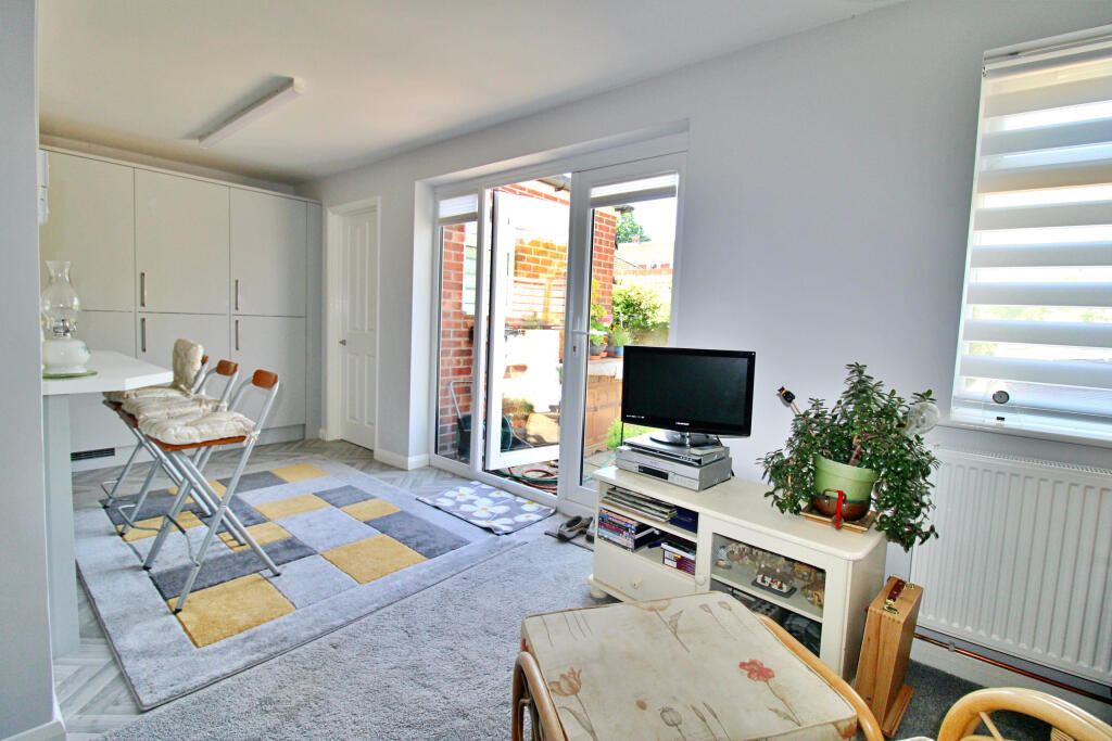 House in Swindon, Melksham - View 3
