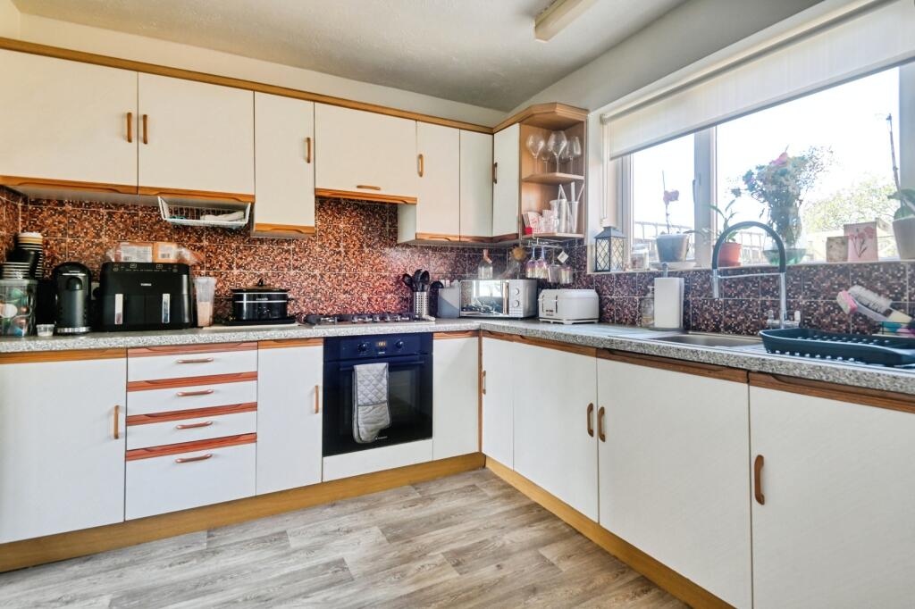 House in Birmingham, Falcon Lodge, Sutton Coldfield - View 4