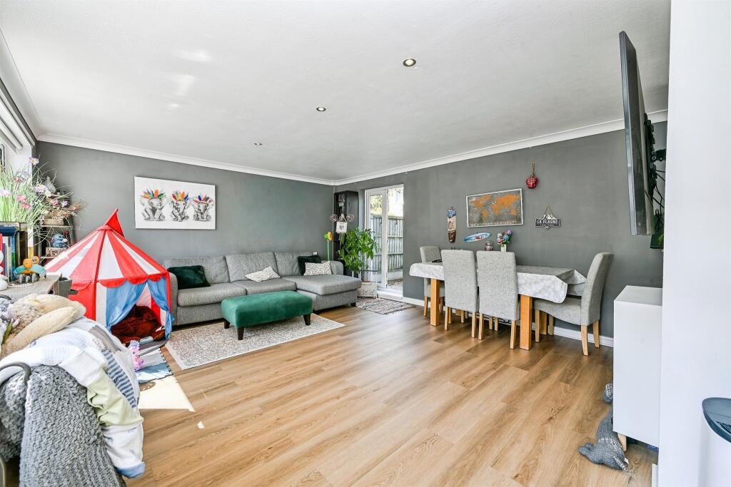 House in Nottingham - View 4