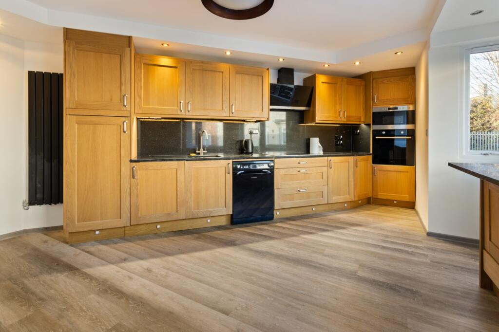 Cromwell Street, Gainsborough, DN21 photo 2
