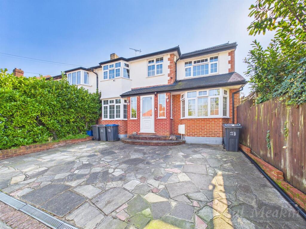Main image of property: Queenhill Road, South Croydon