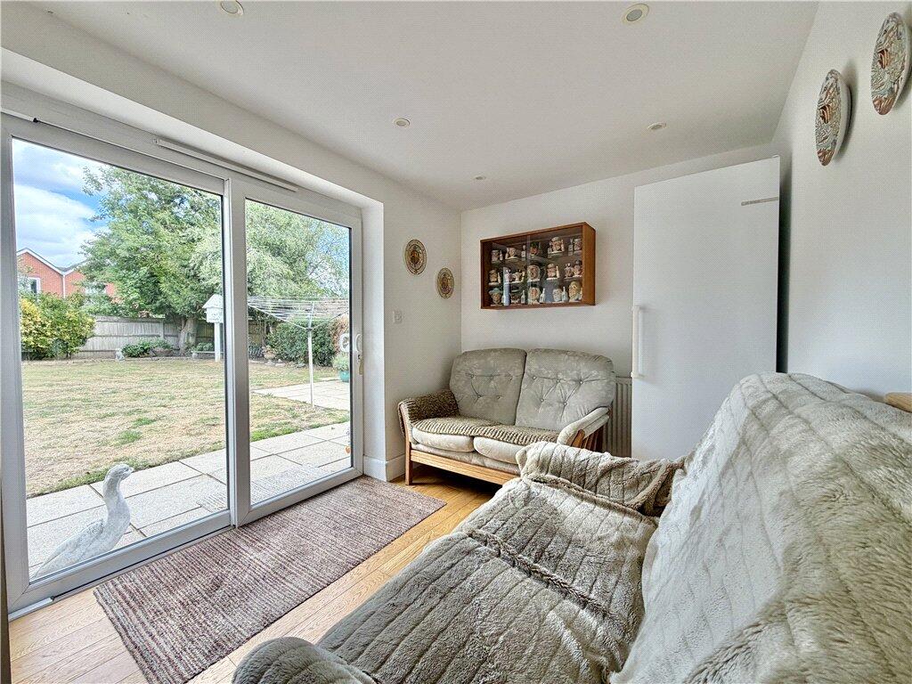 House in Southampton - More