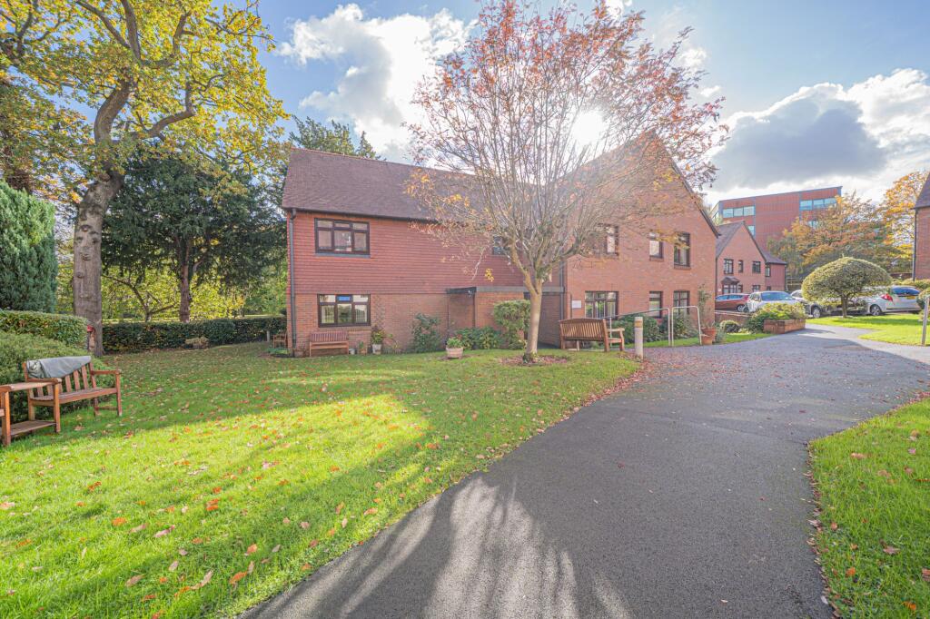 Main image of property: New Road, Guardian Court New Road, B91