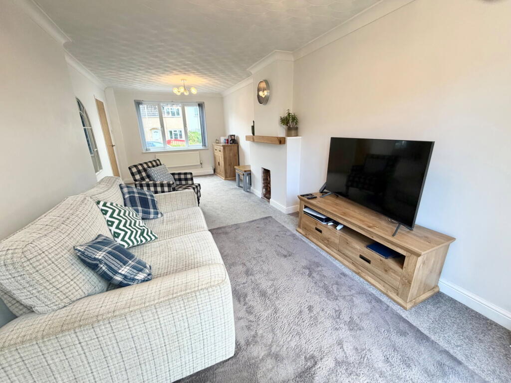 House in Dudley, West Midlands - View 2