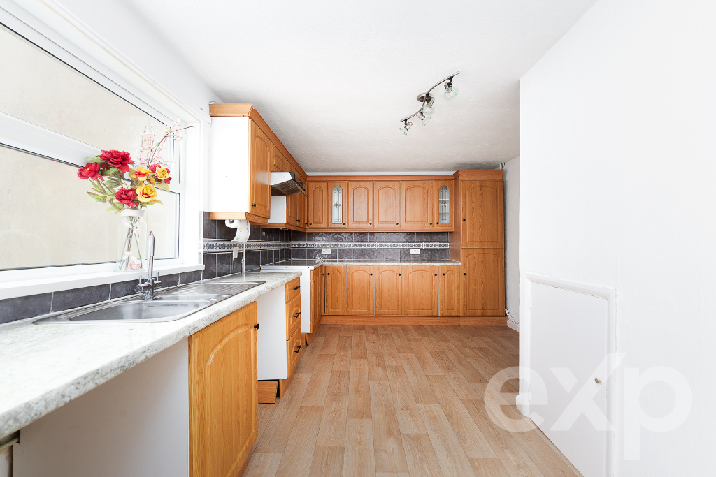 Beverston Way, Widewell, PL6 7EF photo 2