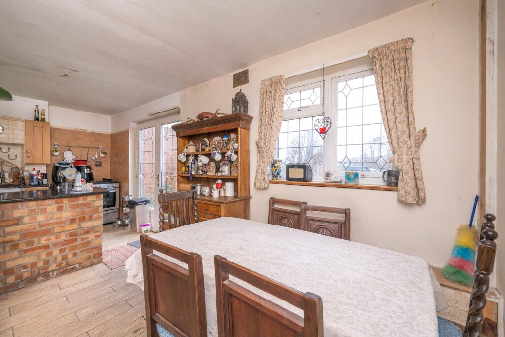 Additional image 7 of Bullens Green Lane, Colney Heath, St. Albans, Hertfordshire