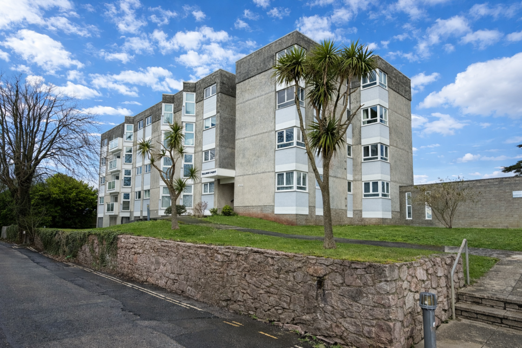 Main image of property: 34 Waldon Point St. Lukes Road South, Torquay, Devon, TQ2 5YE