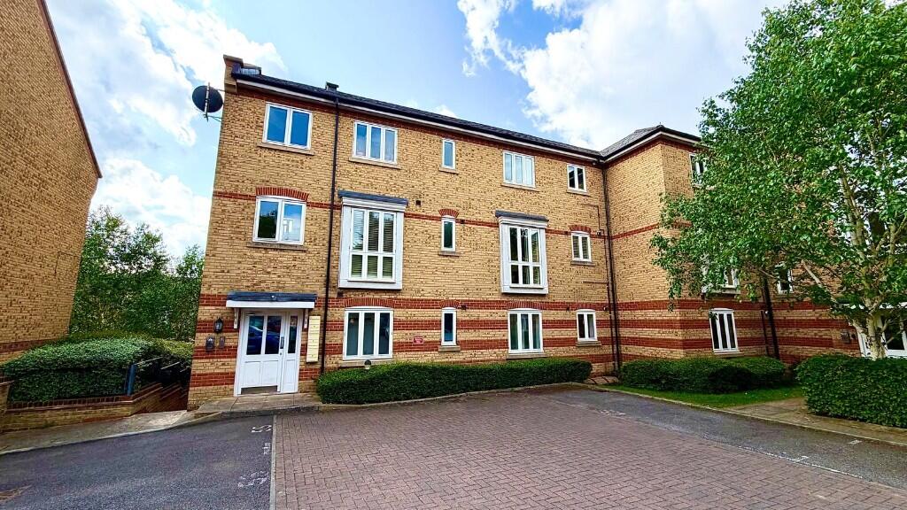 Main image of property: 61 Chapman Way, Haywards Heath, West Sussex, RH16