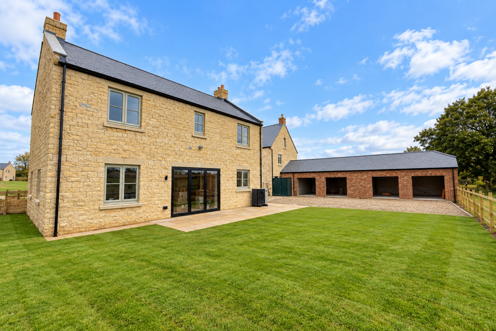 Walton ~ Springs Lane, LS23 photo 4