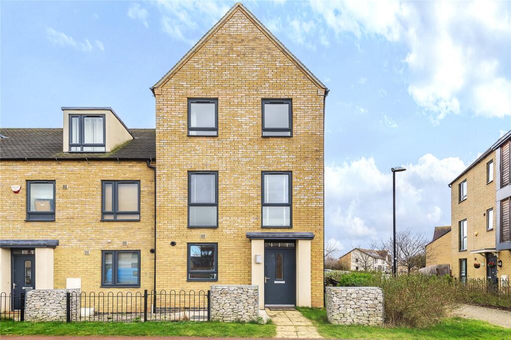 Main image of property: Hayton Way, Tattenhoe Park, Milton Keynes, Buckinghamshire, MK4