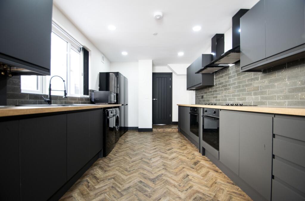 House in Cardiff - View 5
