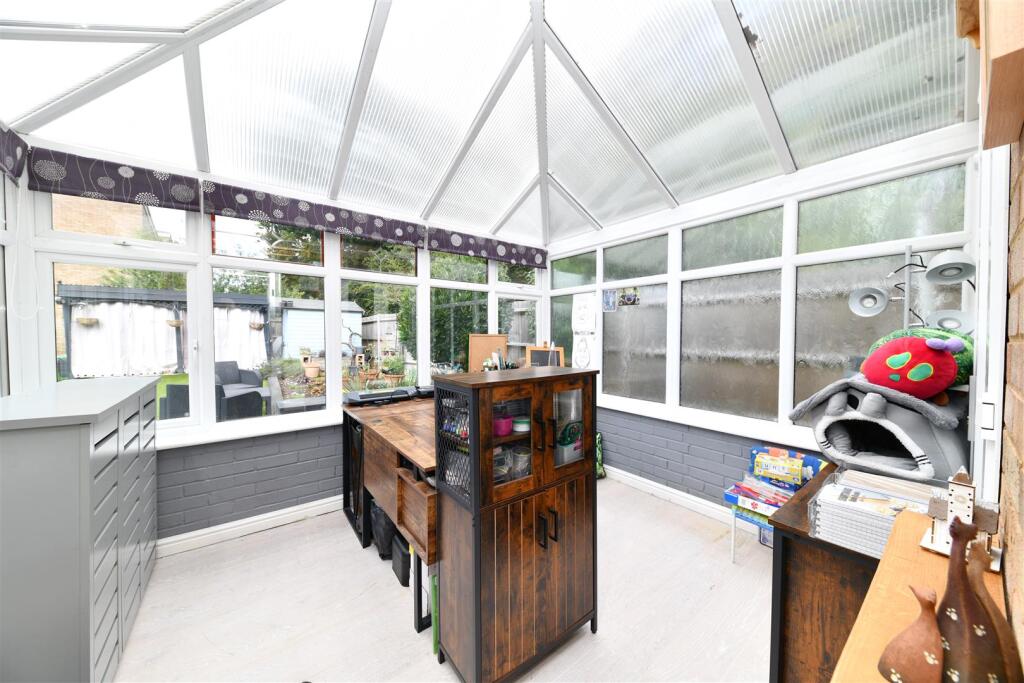 House in Stevenage - View 5