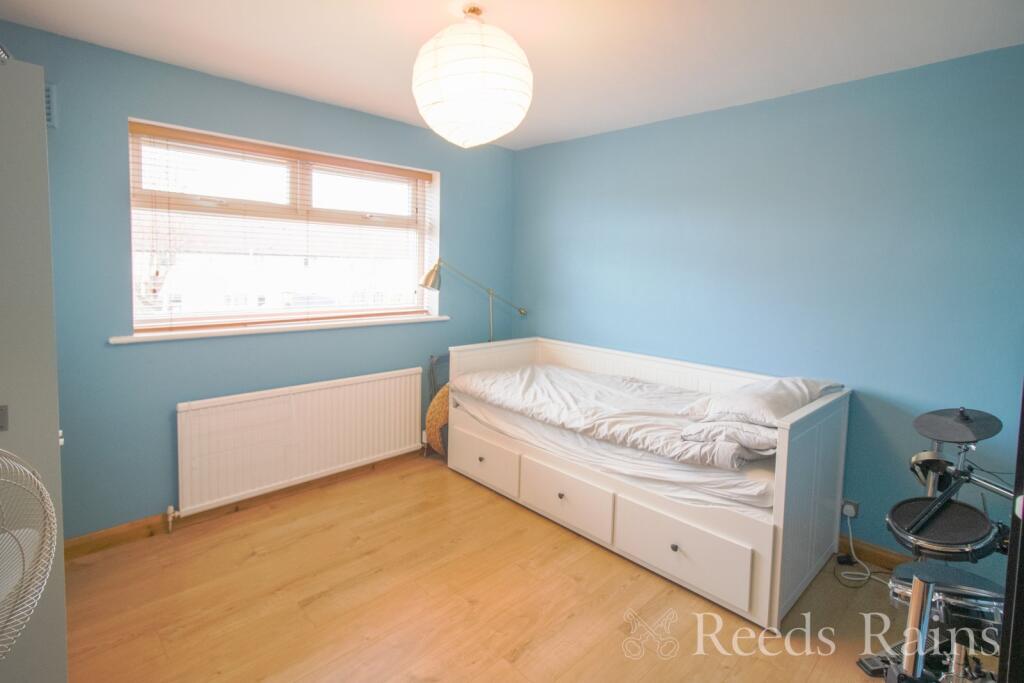 House in Chester, Ellesmere Port - More