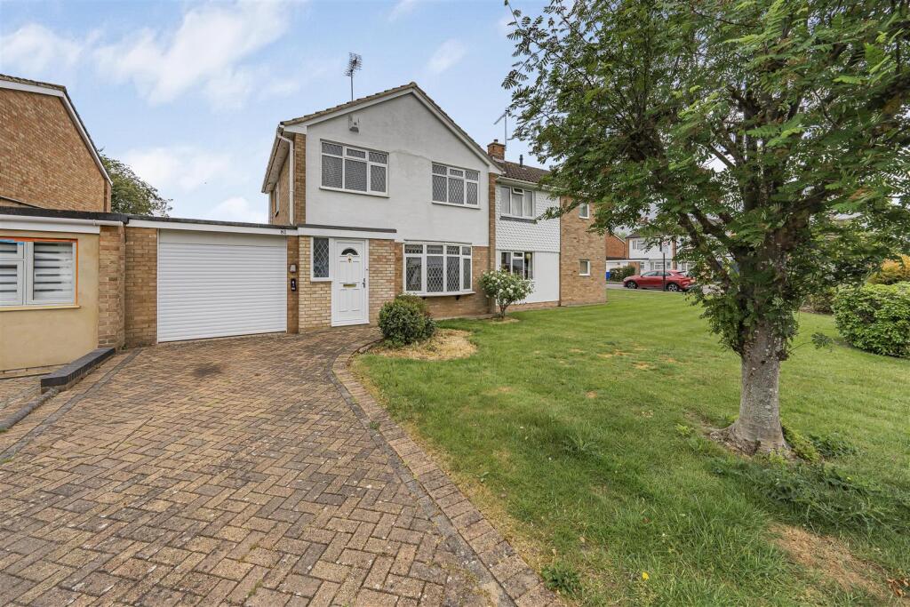 Main image of property: Ruddlesway, Windsor