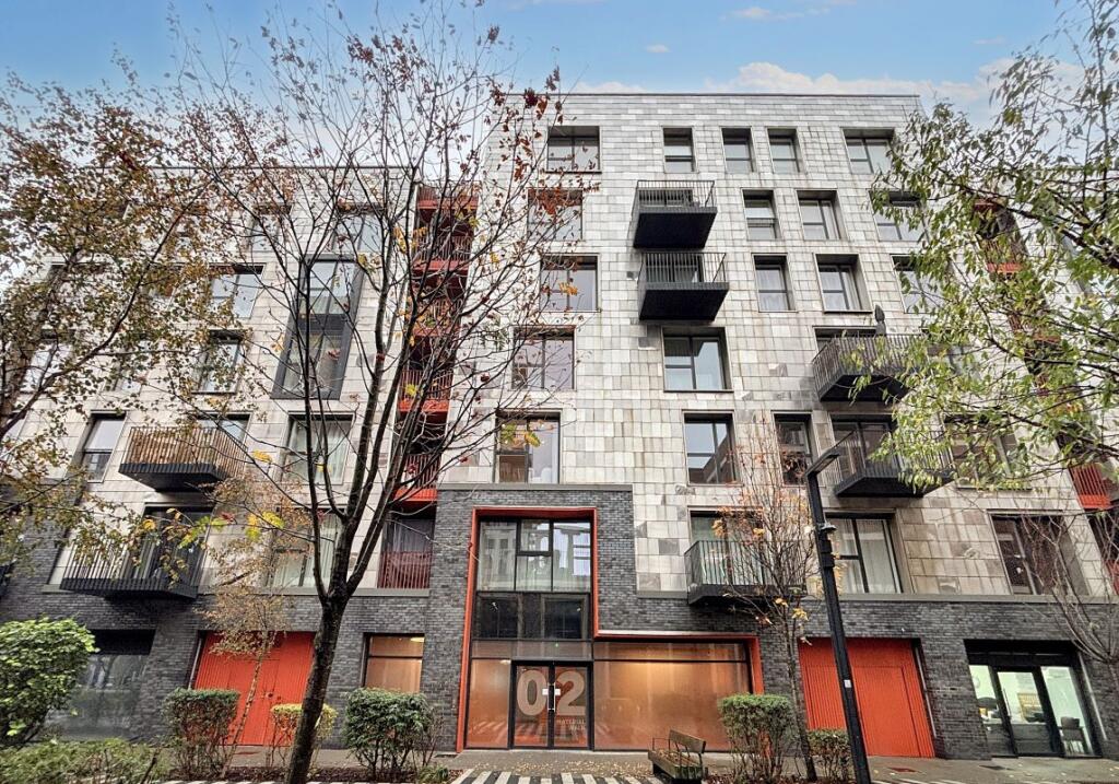 Main image of property: Flat 28 Boiler House, 2 Material Walk, Hayes, Middlesex, UB3 1DZ