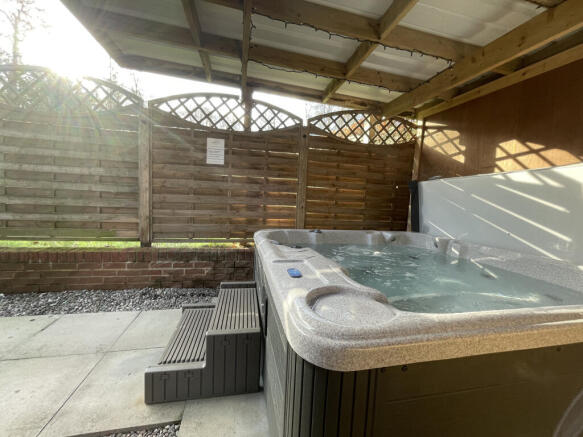 20230417 Inchmurrin Tub2.JPG
