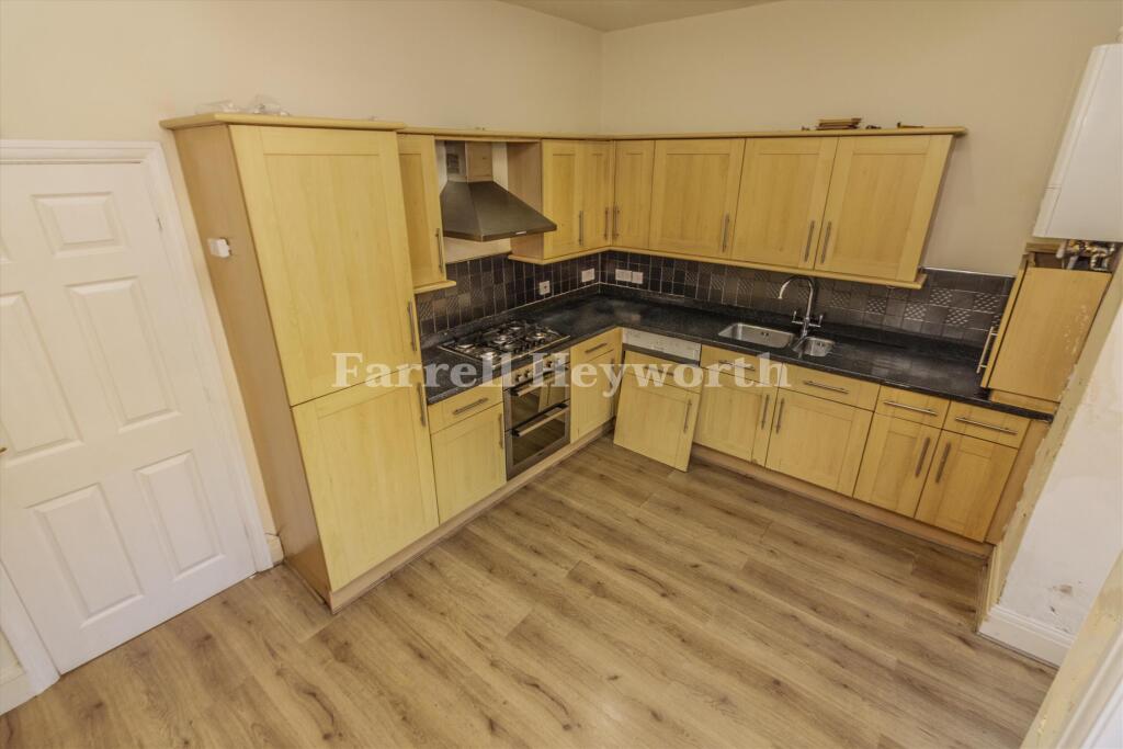 House in Preston - More