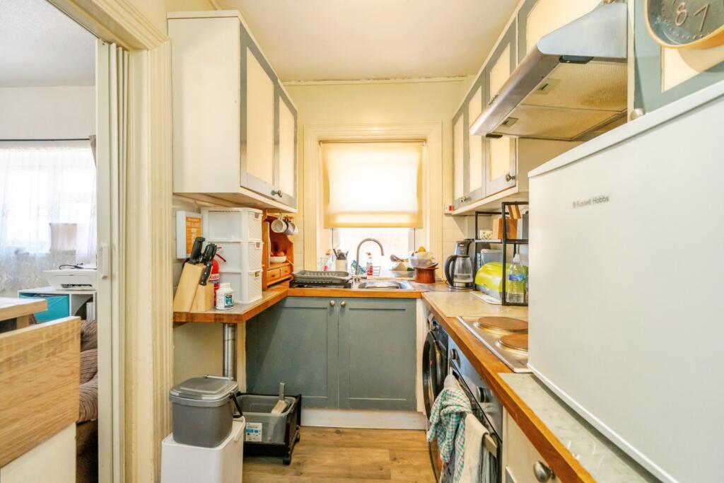 Marine Drive West, Bognor Regis, West Sussex, PO21 - More