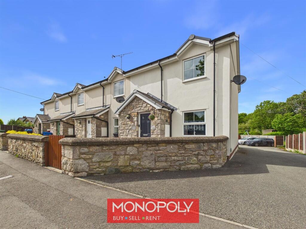 2-bed house on Denbigh Street, Henllan, LL16, £195,000