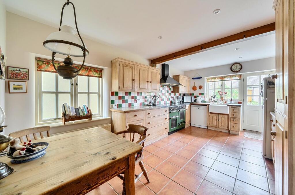 Church Road, Thornford, Dorset photo 4