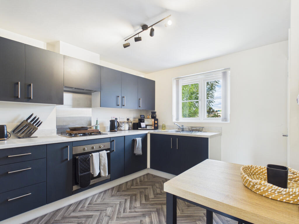 House in Hull - View 5