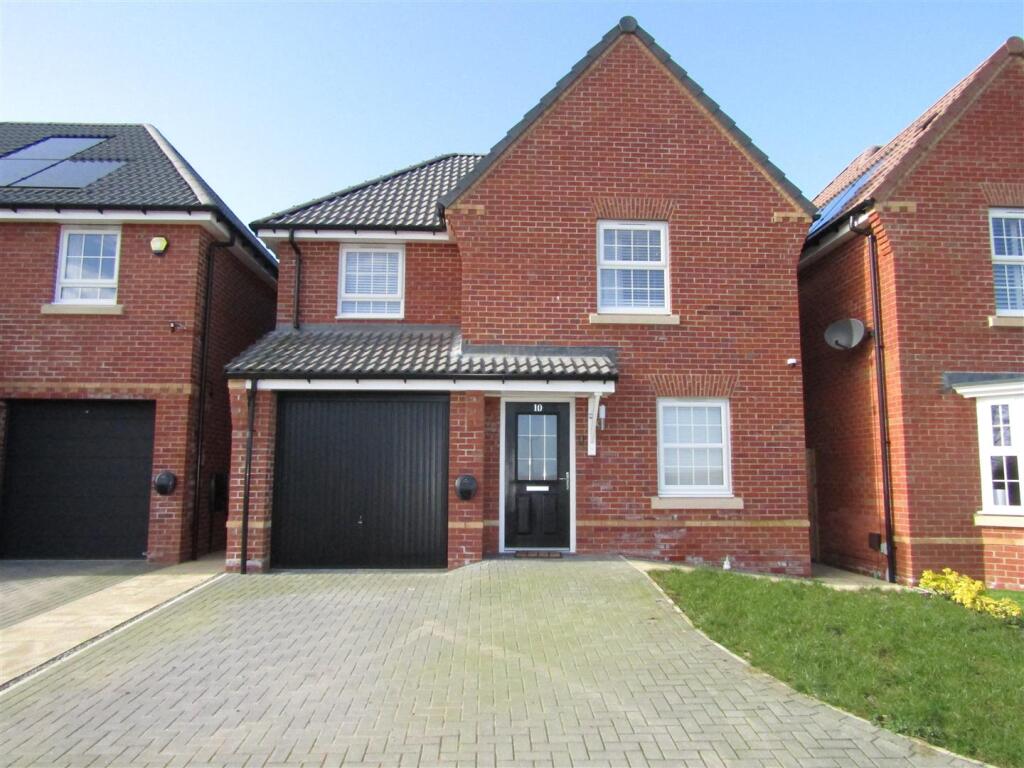Main image of property: Hounds Crest Close, Boroughbridge, York