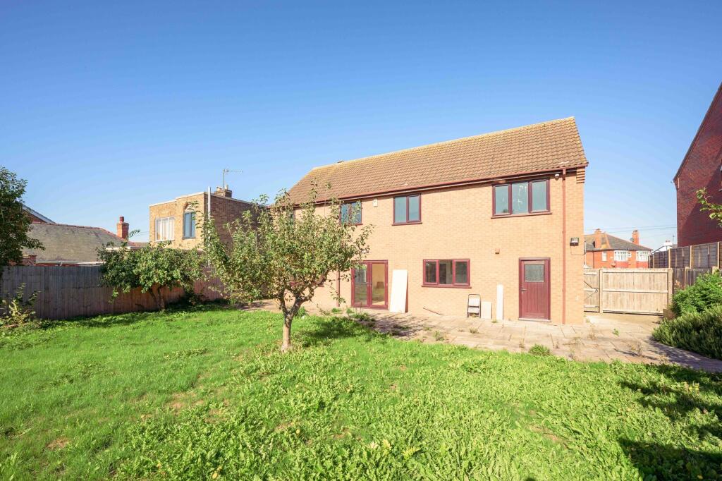 House in Peterborough - View 4