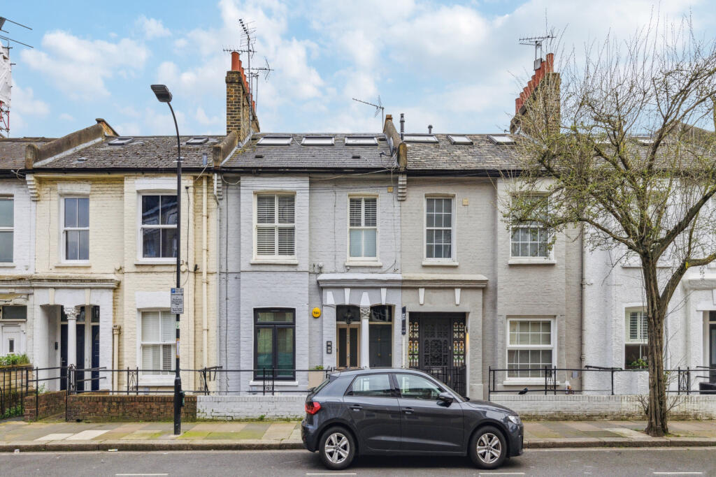 Apartment in London, Sands End, Fulham - View 2