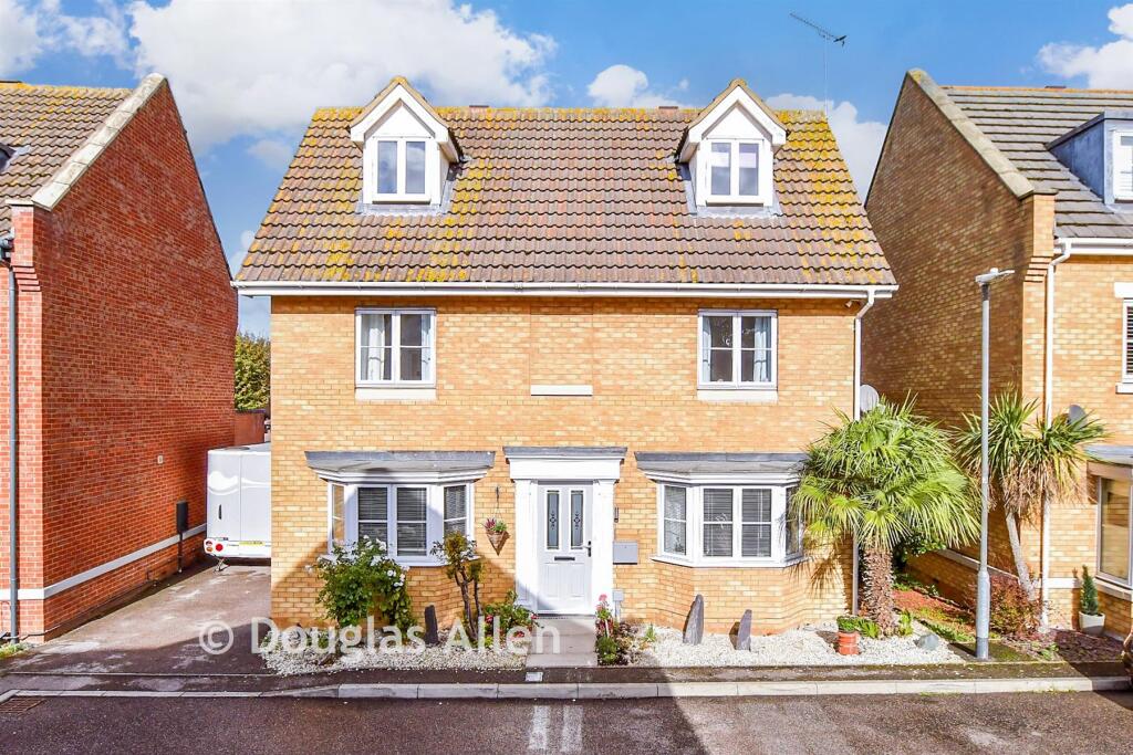 Main image of property: Nesbit Close, Wickford, Essex