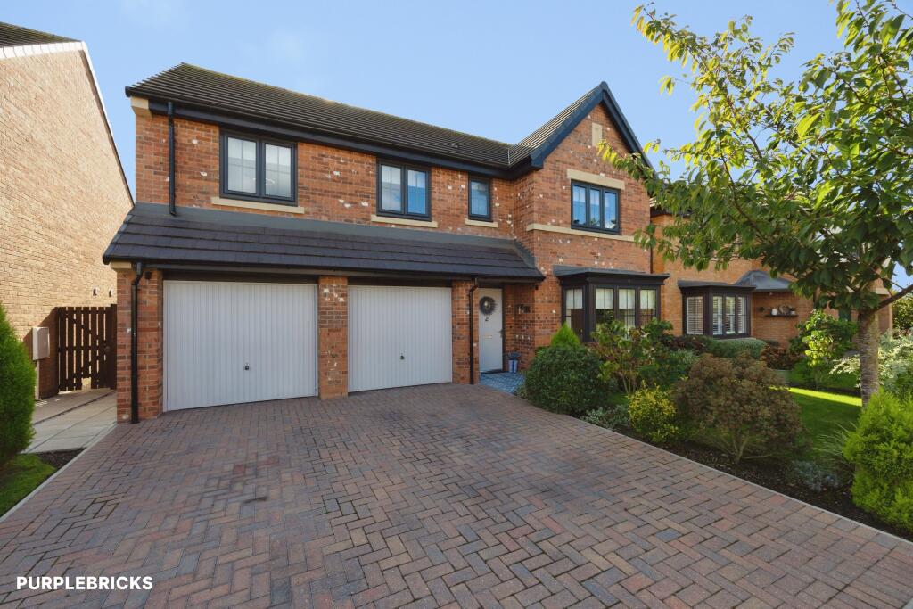 5-bed detached on Stoneman Court, Newcastle upon Tyne, NE13, £495,000