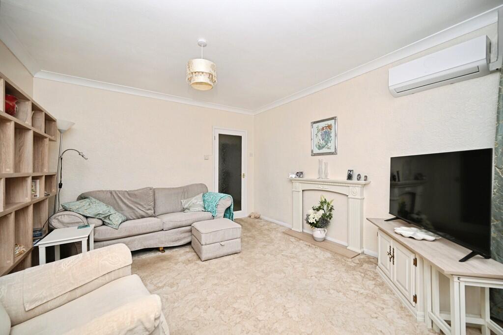 Tennyson Avenue, Shakespeare Gardens, Rugby photo 3